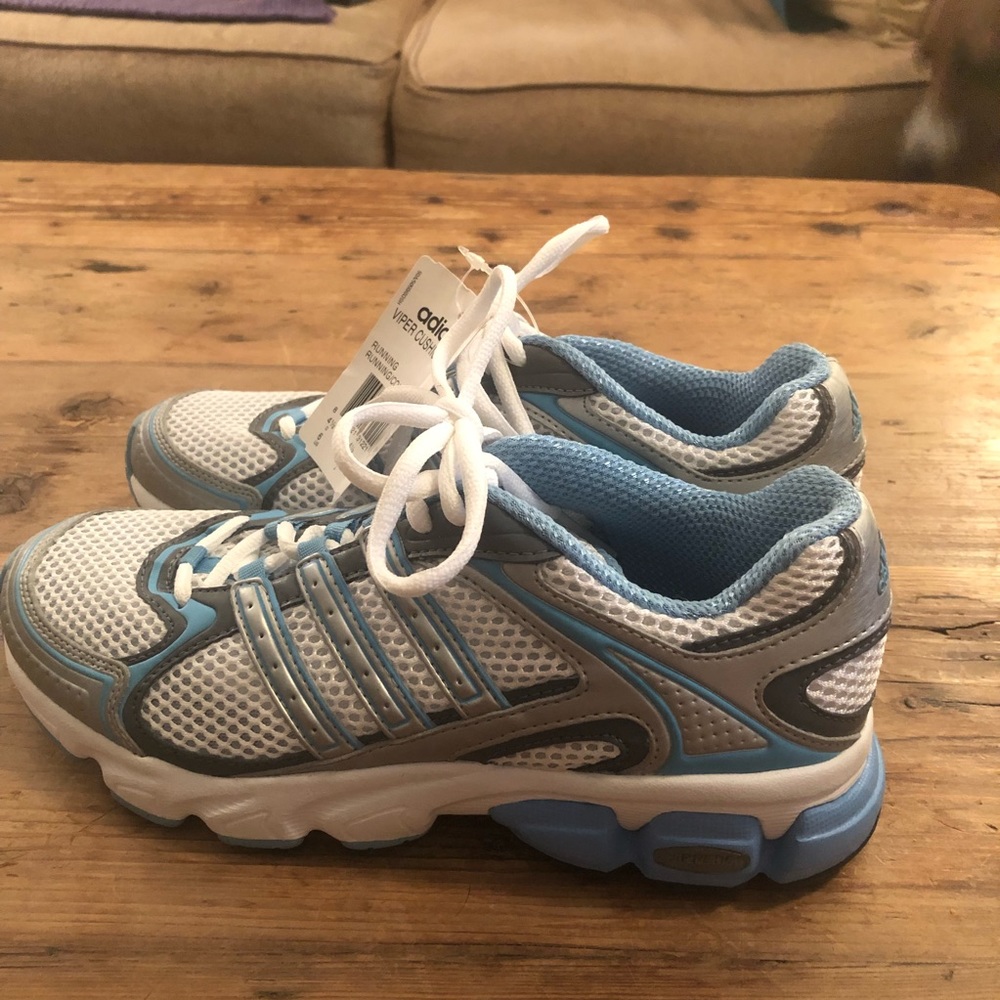 NWT Adidas Light Blue Viper Cushion Running Shoe, Size 6 - Picture 2 of 11
